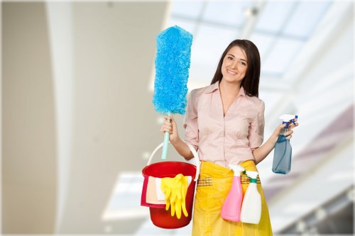 Final review of a cleaning complaint before resolution