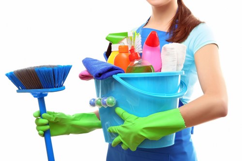 Specialist deep office cleaning service in Roehampton