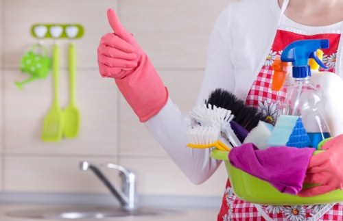 Reliable oven cleaning Roehampton service for a fresh, hygienic kitchen